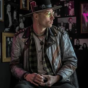 Meet your Posher, Mike